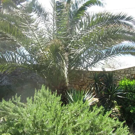 Bougainvillea House Silba